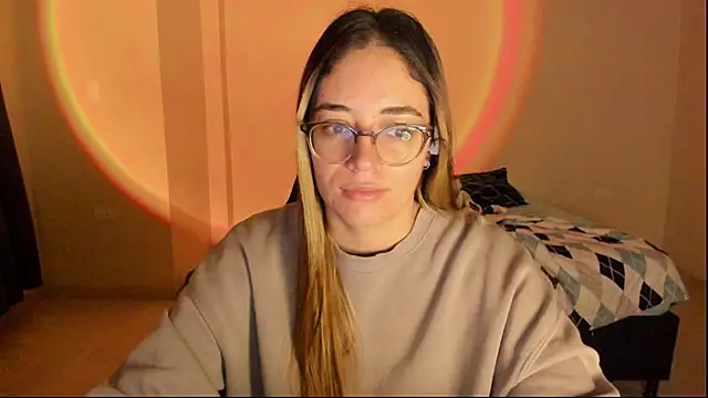 Snapshot of atenas_05_ chatting on 1, 11, 2025 atenas 05 online show from 1, 11, 2025