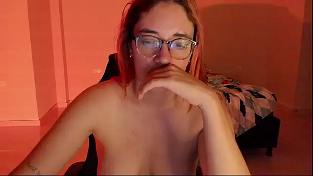 Snapshot of atenas_05_ chatting on 18, 1, 2026 atenas 05 online show from 18, 1, 2026