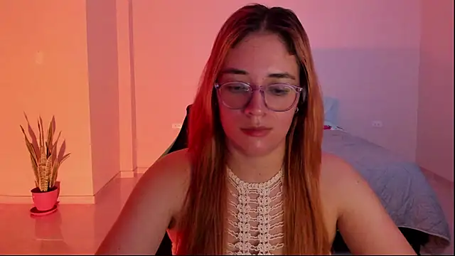 Snapshot of atenas_05_ chatting on 21, 2, 2026 atenas 05 online show from 21, 2, 2026