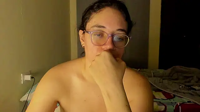 Snapshot of atenas_05_ chatting on 2, 7, 2026 atenas 05 online show from 2, 7, 2026