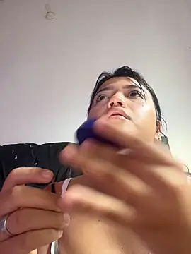 alisson carolina73 online show from 15, 3, 2026