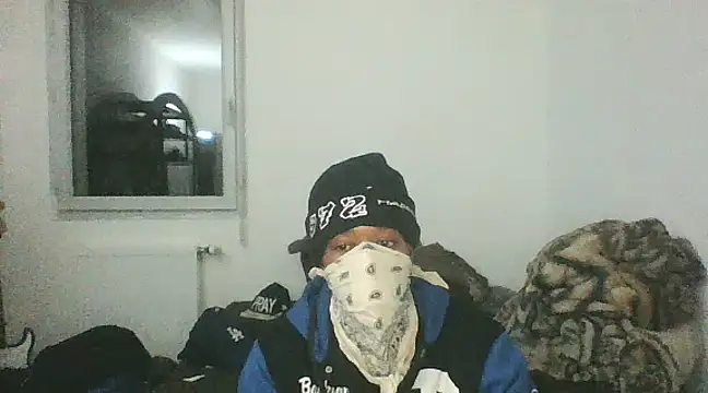 POPAYE972 online show from 4, 2, 2025