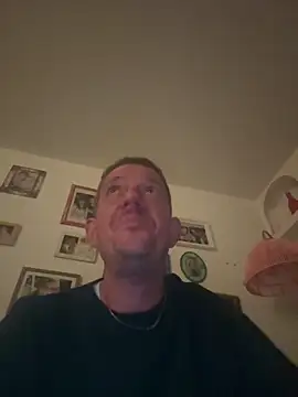 Snapshot of mrwright878787 chatting on 12, 9, 2025 mrwright878787 online show from 12, 9, 2025