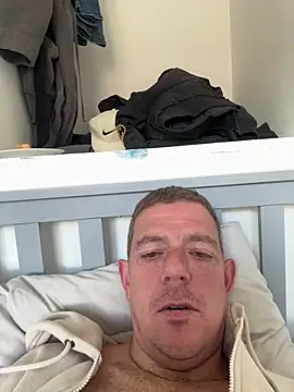 mrwright878787 online show from 18, 4, 2026