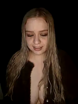 cansuozell online show from 20, 10, 2025