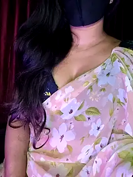 Snapshot of SexyAndHottie chatting on 3, 12, 2024 SexyAndHottie online show from 3, 12, 2024