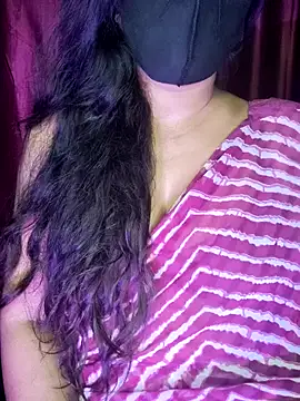 Snapshot of SexyAndHottie chatting on 19, 1, 2025 SexyAndHottie online show from 19, 1, 2025