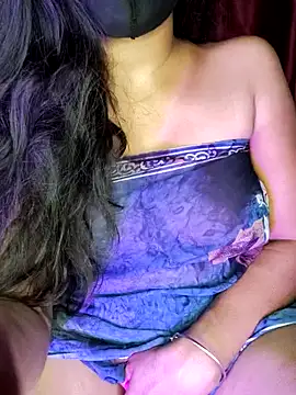 Snapshot of SexyAndHottie chatting on 9, 3, 2025 SexyAndHottie online show from 9, 3, 2025