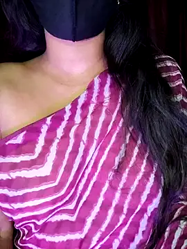 Snapshot of SexyAndHottie chatting on 10, 3, 2025 SexyAndHottie online show from 10, 3, 2025