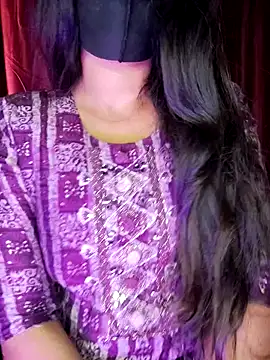 Snapshot of SexyAndHottie chatting on 11, 3, 2025 SexyAndHottie online show from 11, 3, 2025