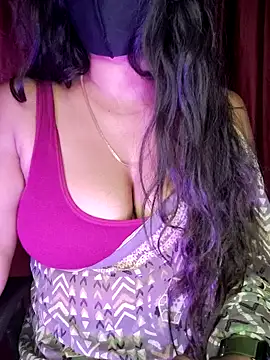 Snapshot of SexyAndHottie chatting on 23, 3, 2025 SexyAndHottie online show from 23, 3, 2025