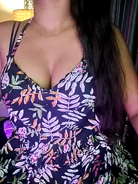 Snapshot of SexyAndHottie chatting on 12, 10, 2025 SexyAndHottie online show from 12, 10, 2025