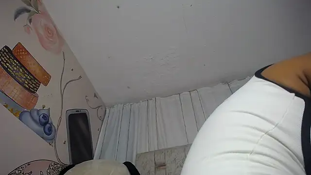 KOURTNEY-- online show from 25, 9, 2025