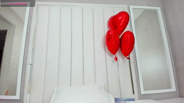 Snapshot of Carohorny4u chatting on 9, 2, 2025 Carohorny4u online show from 9, 2, 2025