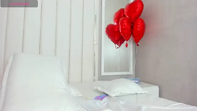 Snapshot of Carohorny4u chatting on 11, 2, 2025 Carohorny4u online show from 11, 2, 2025