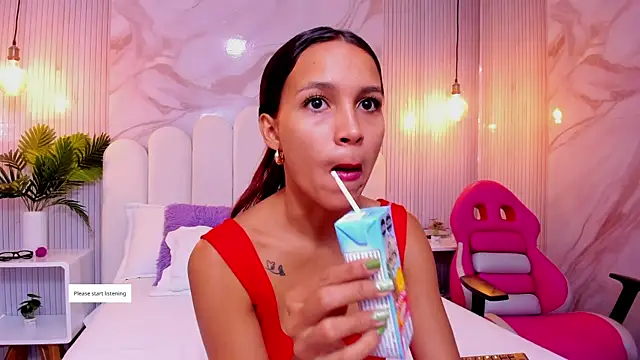 Snapshot of Carohorny4u chatting on 11, 10, 2025 Carohorny4u online show from 11, 10, 2025