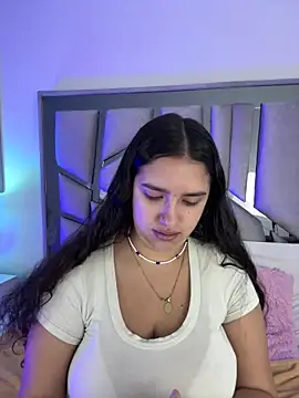 Snapshot of paulette_dupont chatting on 6, 2, 2025 paulette dupont online show from 6, 2, 2025