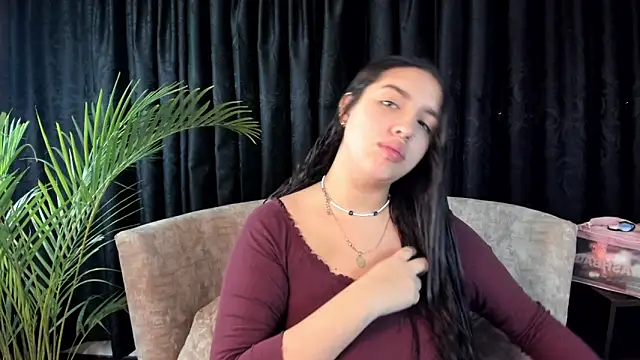 Snapshot of paulette_dupont chatting on 1, 3, 2025 paulette dupont online show from 1, 3, 2025