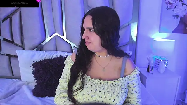 Snapshot of paulette_dupont chatting on 14, 3, 2025 paulette dupont online show from 14, 3, 2025