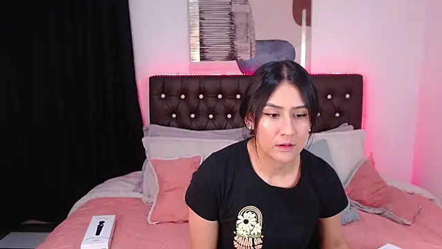 Snapshot of mia_aira chatting on 18, 3, 2025 mia aira online show from 18, 3, 2025