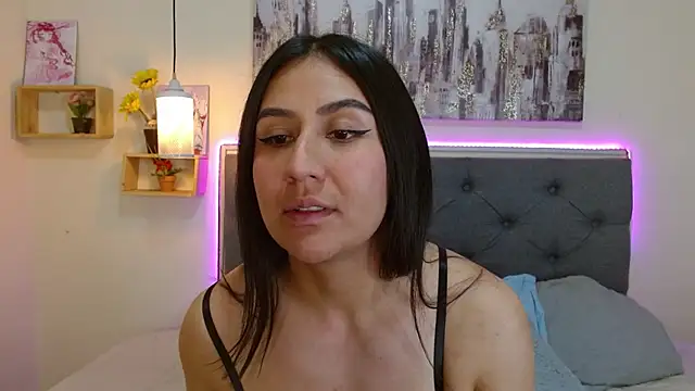 Snapshot of mia_aira chatting on 22, 9, 2025 mia aira online show from 22, 9, 2025