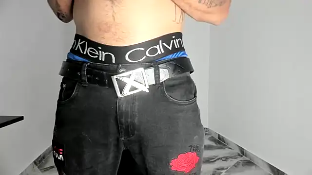 Snapshot of mikee_scooth chatting on 7, 11, 2025 mikee scooth online show from 7, 11, 2025