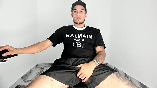 Snapshot of mikee_scooth chatting on 20, 11, 2025 mikee scooth online show from 20, 11, 2025