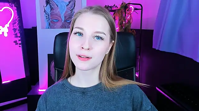 CuteMousee online show from 10, 12, 2024