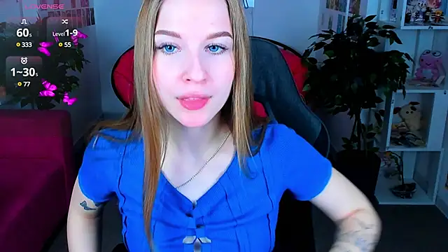 CuteMousee online show from 11, 1, 2025