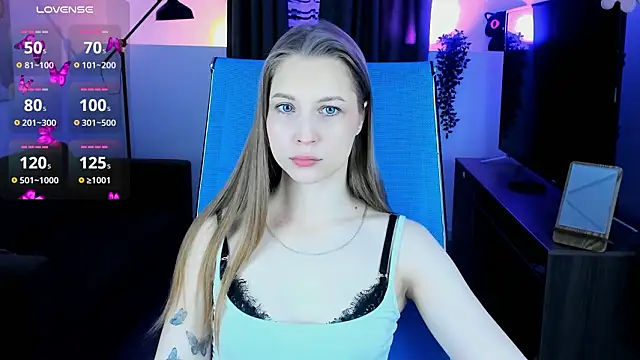 CuteMousee online show from 6, 2, 2026