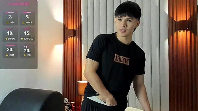 Snapshot of Ryo_kush chatting on 12, 11, 2025 Ryo kush online show from 12, 11, 2025