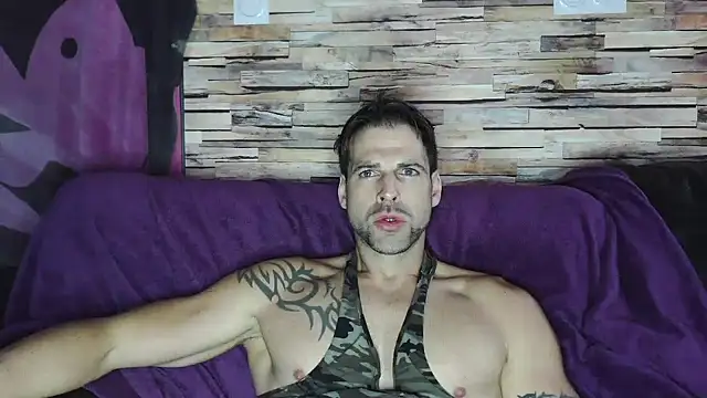 Snapshot of XxBigboybandxX chatting on 5, 12, 2024 XxBigboybandxX online show from 5, 12, 2024