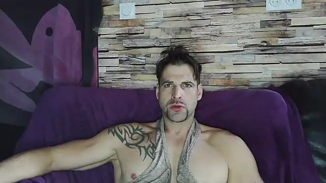 Snapshot of XxBigboybandxX chatting on 20, 12, 2024 XxBigboybandxX online show from 20, 12, 2024