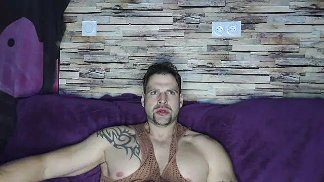 Snapshot of XxBigboybandxX chatting on 14, 3, 2025 XxBigboybandxX online show from 14, 3, 2025