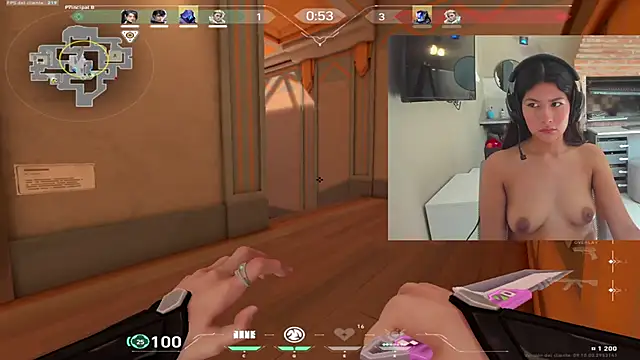 Snapshot of princesschini chatting on 5, 12, 2024 princesschini online show from 5, 12, 2024