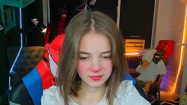 TinaDavil online show from 13, 2, 2025