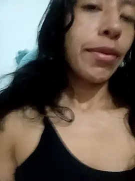 Snapshot of karolinee_66_ chatting on 6, 1, 2025 karolinee 66 online show from 6, 1, 2025