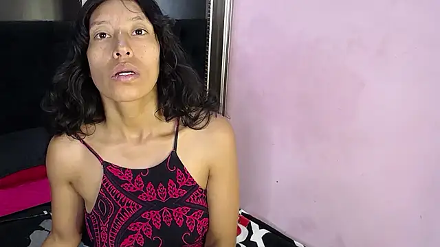 Snapshot of karolinee_66_ chatting on 29, 11, 2025 karolinee 66 online show from 29, 11, 2025