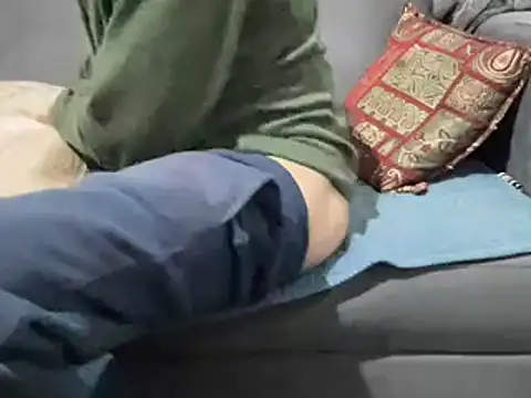 4small4inchlol online show from 14, 12, 2024