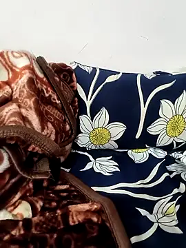 Snapshot of beautiful_himanshi2 chatting on 14, 12, 2025 beautiful himanshi2 online show from 14, 12, 2025