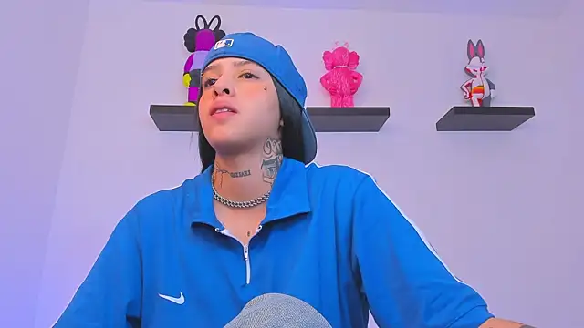 Snapshot of Gangster_Girl chatting on 4, 3, 2025 Gangster Girl online show from 4, 3, 2025