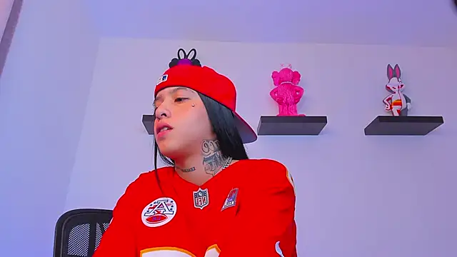 Snapshot of Gangster_Girl chatting on 9, 3, 2025 Gangster Girl online show from 9, 3, 2025