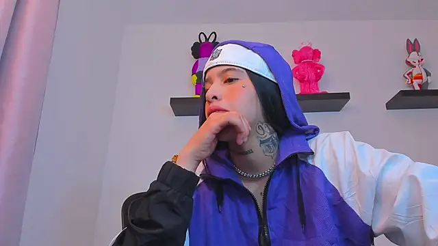 Snapshot of Gangster_Girl chatting on 11, 3, 2025 Gangster Girl online show from 11, 3, 2025