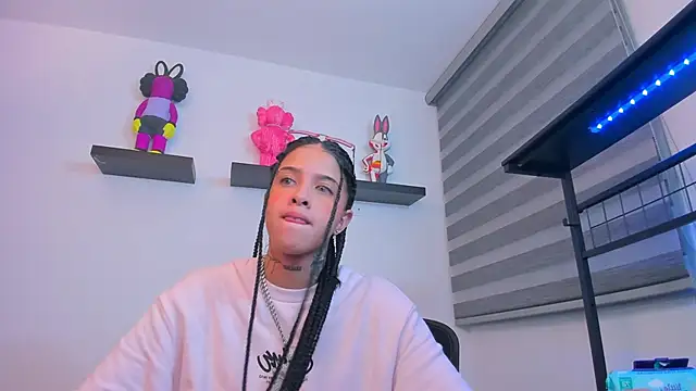 Snapshot of Gangster_Girl chatting on 28, 9, 2025 Gangster Girl online show from 28, 9, 2025