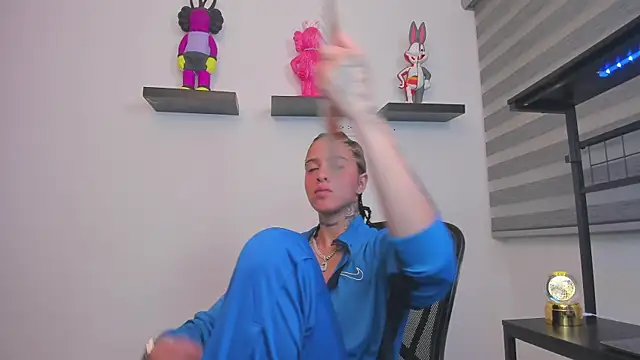 Snapshot of Gangster_Girl chatting on 12, 6, 2026 Gangster Girl online show from 12, 6, 2026