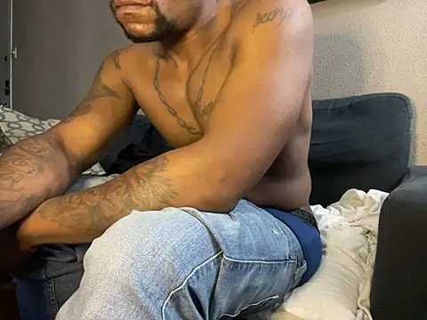 Snapshot of SexxyreddMale chatting on 28, 12, 2024 SexxyreddMale online show from 28, 12, 2024