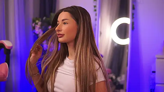 Snapshot of AvaShayy chatting on 3, 2, 2025 AvaShayy online show from 3, 2, 2025