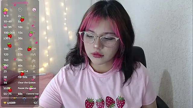 Snapshot of mixie_cute chatting on 26, 1, 2025 mixie cute online show from 26, 1, 2025