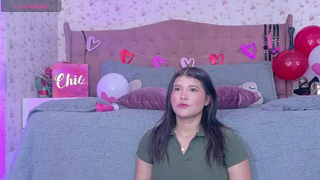 AvrillThomas online show from 25, 2, 2025