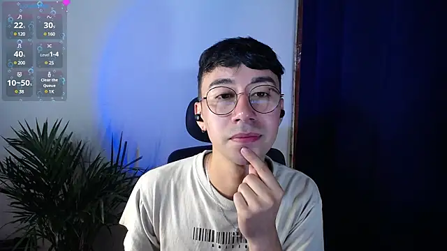Snapshot of cameron_cum chatting on 30, 12, 2024 cameron cum online show from 30, 12, 2024
